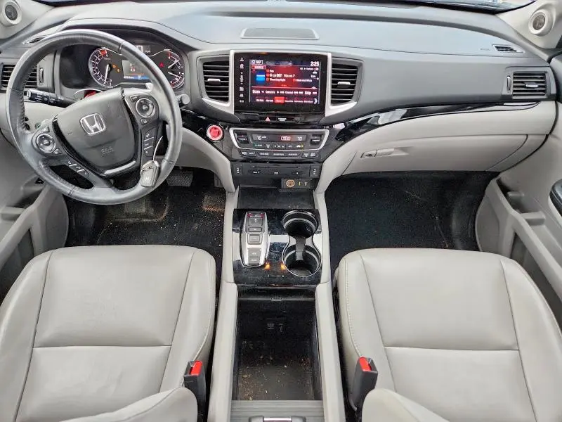 2017 HONDA PILOT TOURING  