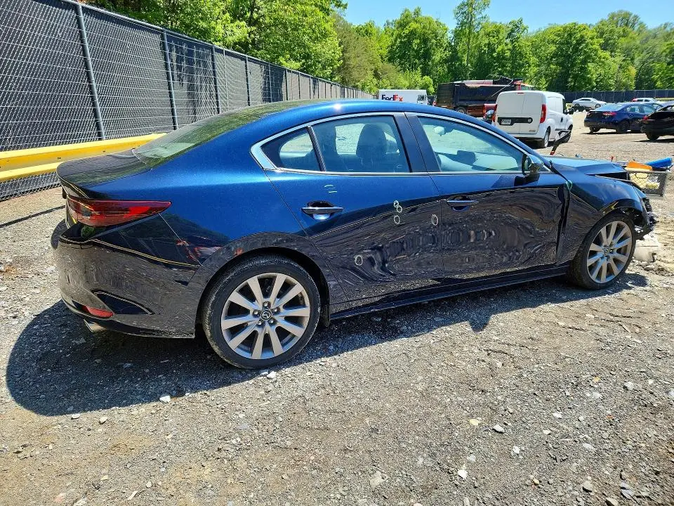 2021 MAZDA 3 PREFERRED  