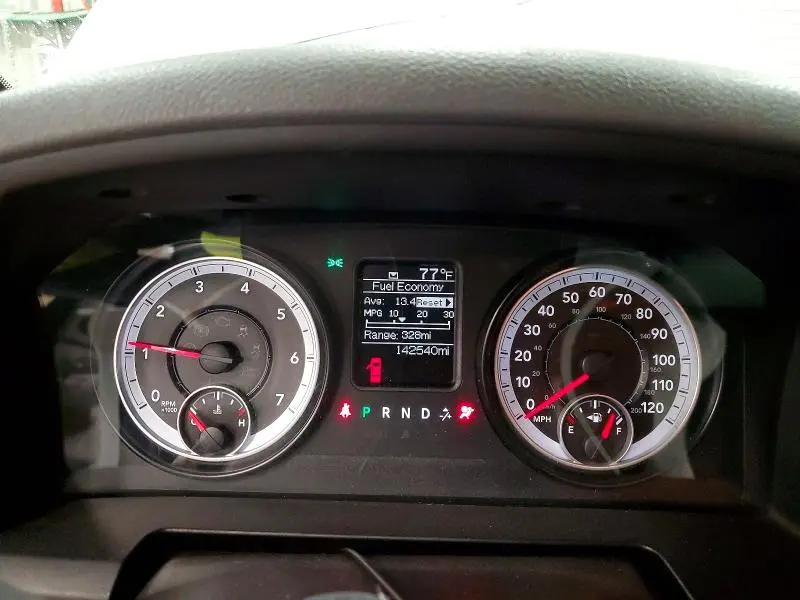2014 RAM 1500 ST  