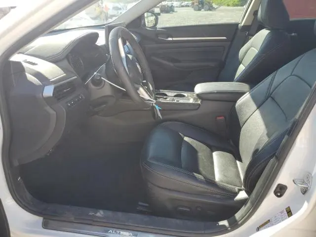 2023 NISSAN ALTIMA SL  