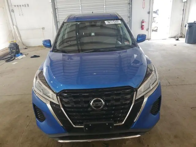 2021 NISSAN KICKS SV  
