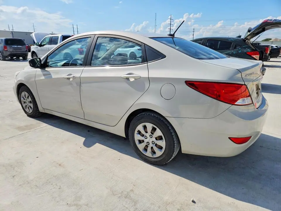2016 HYUNDAI ACCENT SE  