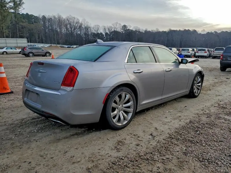 2018 CHRYSLER 300 LIMITED  