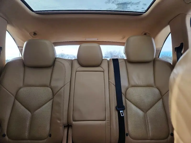 2012 PORSCHE CAYENNE   