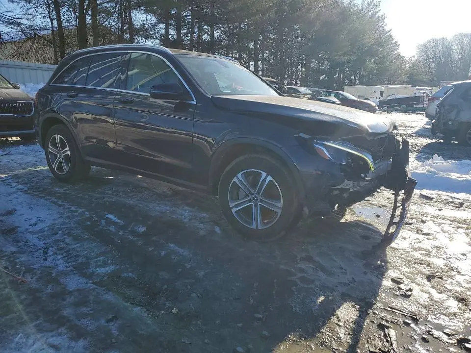 2019 MERCEDES-BENZ GLC 300 4MATIC  