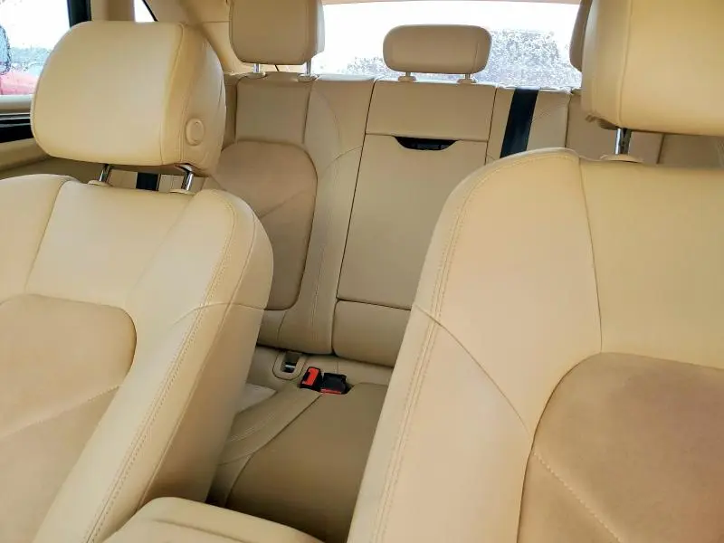 2015 PORSCHE MACAN S  
