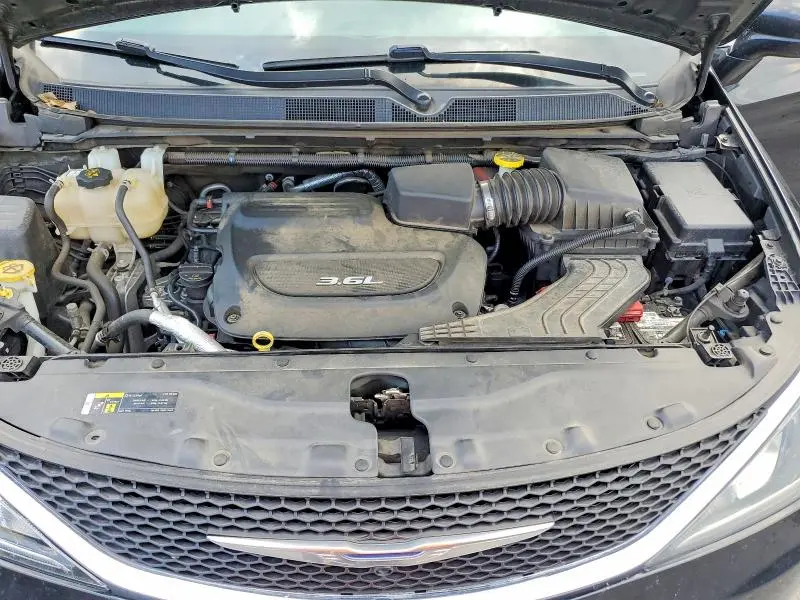 2018 CHRYSLER PACIFICA TOURING L PLUS  