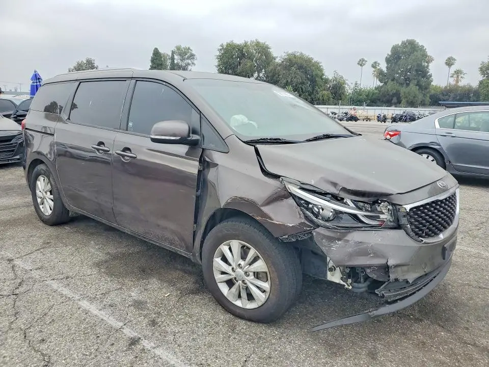 2015 KIA SEDONA LX  