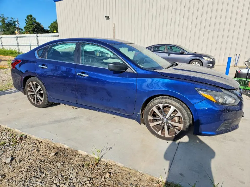 2017 NISSAN ALTIMA 2.5 SR  