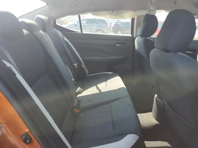 2020 NISSAN VERSA SV  