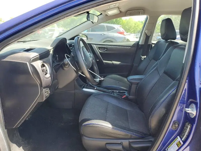 2017 TOYOTA COROLLA SE  