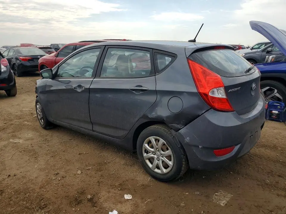 2013 HYUNDAI ACCENT GS  