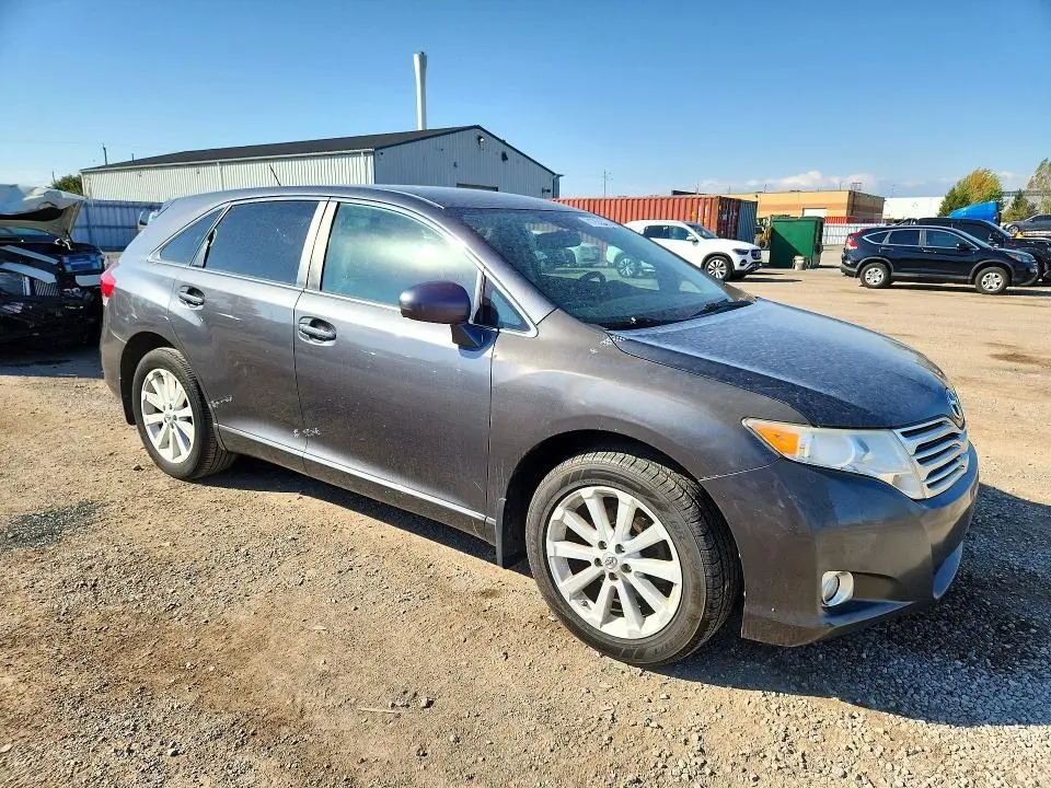 2012 TOYOTA VENZA LE  