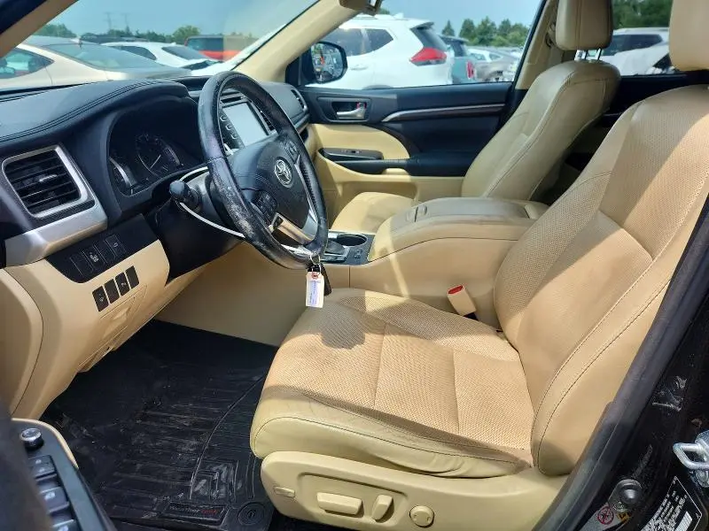 2015 TOYOTA HIGHLANDER LIMITED  