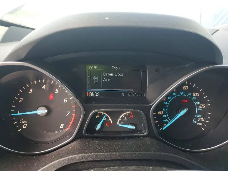 2016 FORD ESCAPE SE  