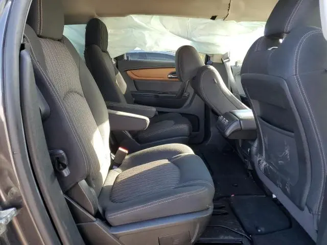 2014 CHEVROLET TRAVERSE LT  