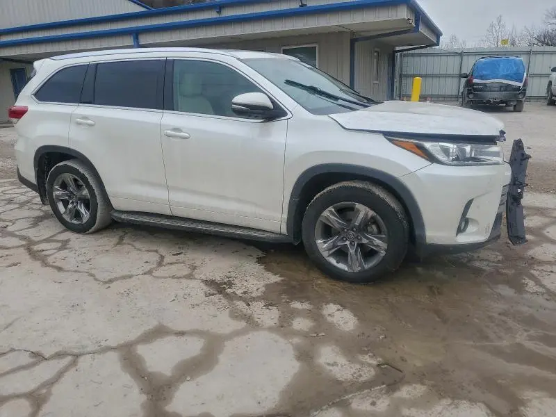 2018 TOYOTA HIGHLANDER LIMITED  