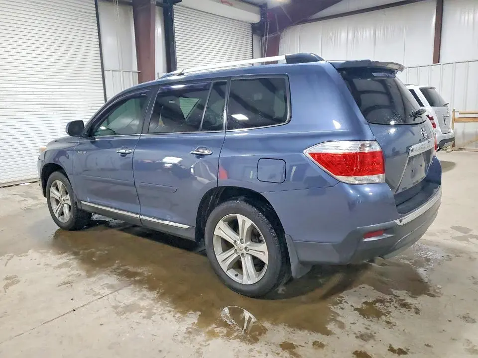 2012 TOYOTA HIGHLANDER   