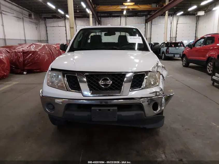 2011 NISSAN FRONTIER SV
