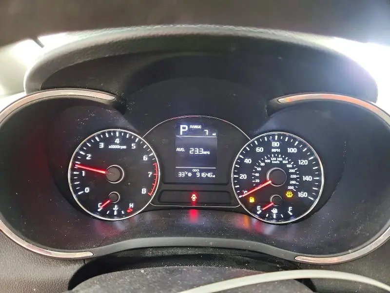 2017 KIA FORTE LX  
