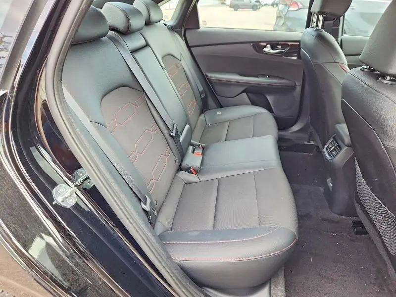 2024 KIA FORTE GT  