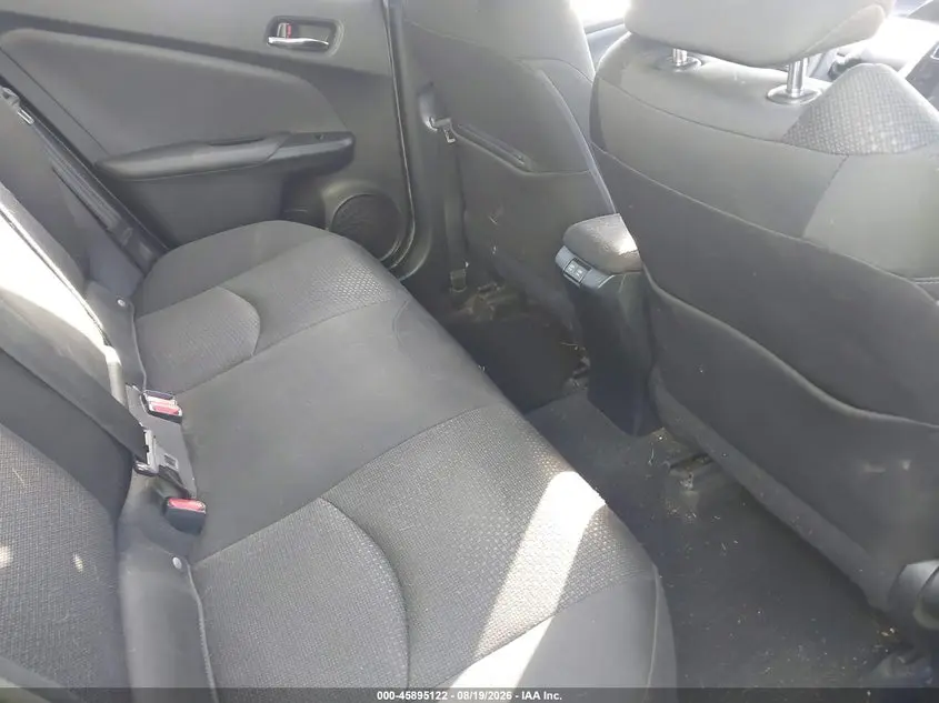 2019 TOYOTA PRIUS LE