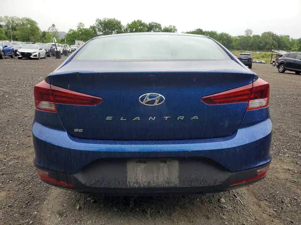 2019 HYUNDAI ELANTRA SE  
