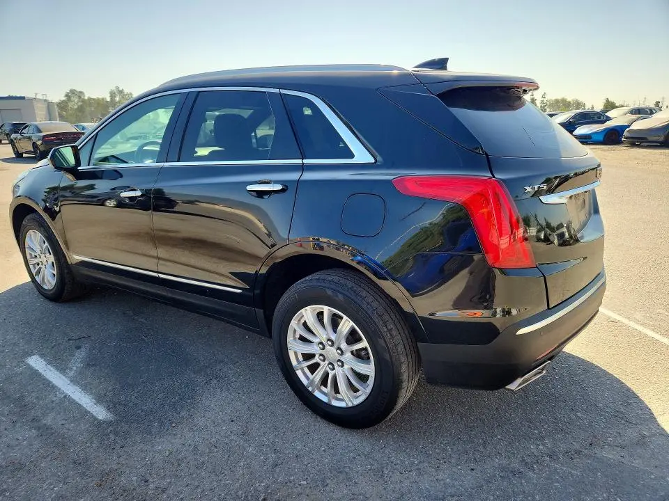 2017 CADILLAC XT5   