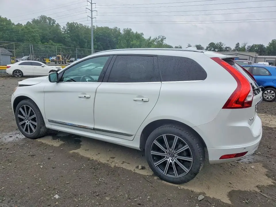 2017 VOLVO XC60 T6 INSCRIPTION  