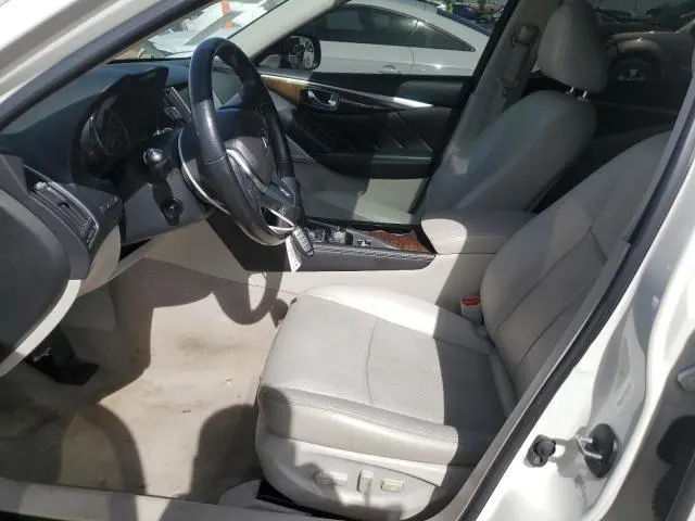 2018 INFINITI Q50 LUXE