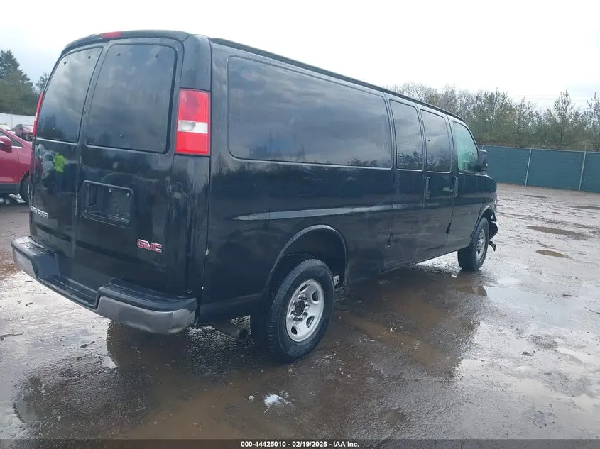 2017 GMC SAVANA 2500 WORK VAN
