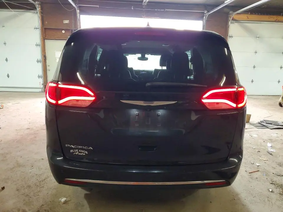 2017 CHRYSLER PACIFICA TOURING L  