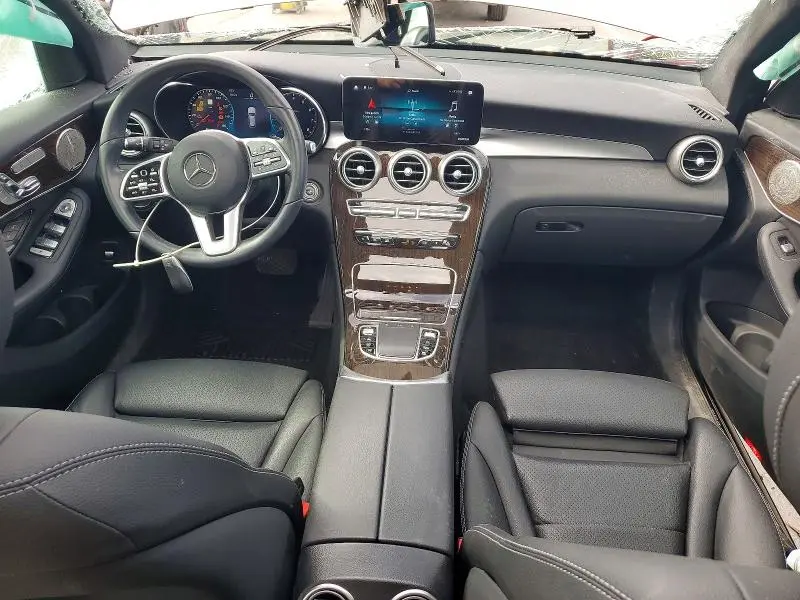 2021 MERCEDES-BENZ GLC 300 4MATIC  