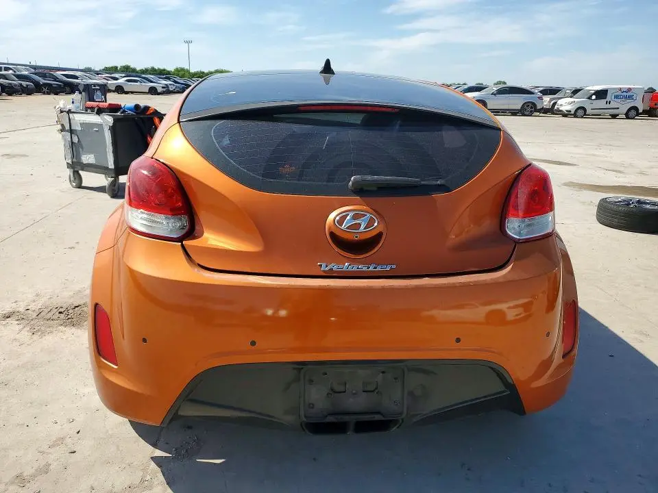 2013 HYUNDAI VELOSTER BASE  