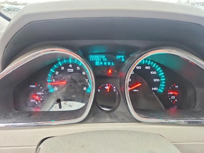 2011 CHEVROLET TRAVERSE LT  