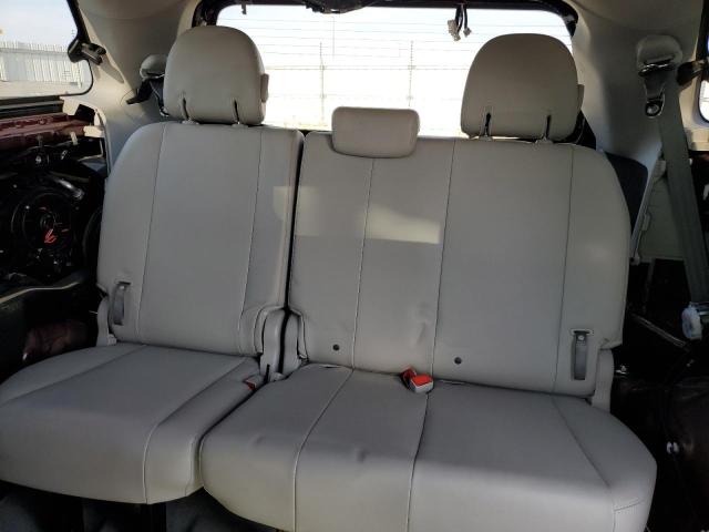 2014 TOYOTA SIENNA XLE