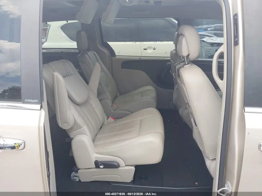 2013 CHRYSLER TOWN & COUNTRY TOURING-L