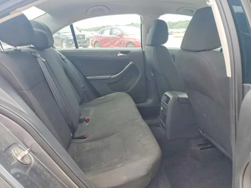 2015 VOLKSWAGEN JETTA BASE  