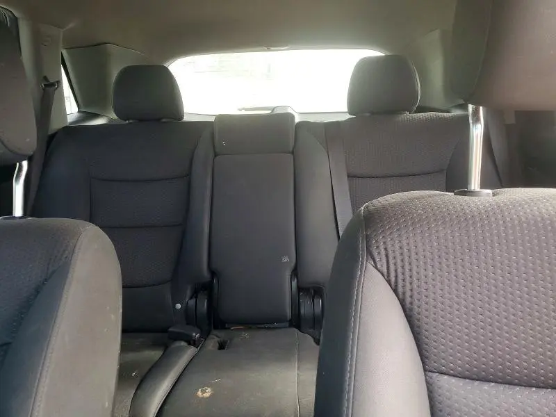 2011 KIA SORENTO LX  