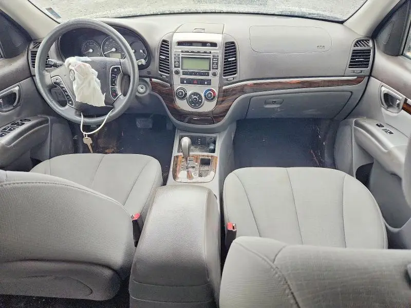 2011 HYUNDAI SANTA FE GLS  