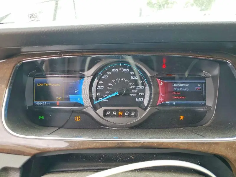 2013 FORD TAURUS LIMITED  
