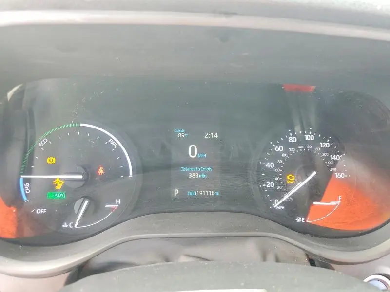 2021 TOYOTA SIENNA LE 8-PASSENGER  