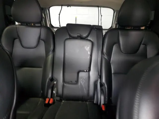 2020 VOLVO XC90 T5 MOMENTUM  