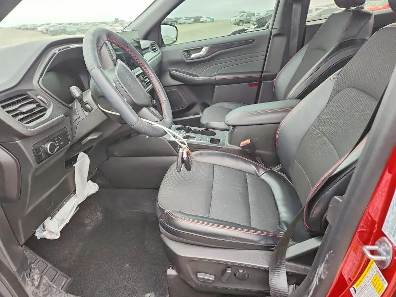 2023 FORD ESCAPE ST LINE  