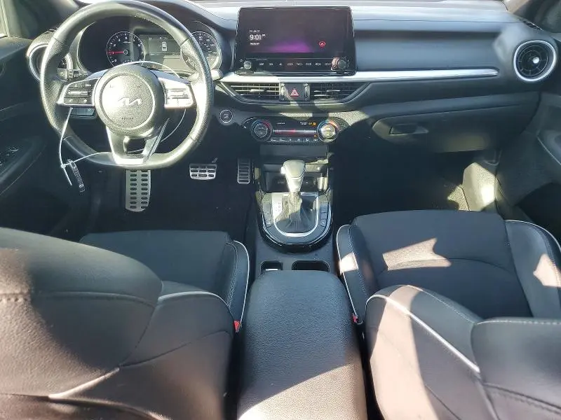 2022 KIA FORTE GT LINE  