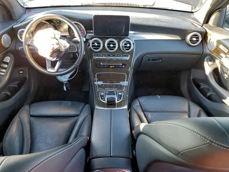 2017 MERCEDES-BENZ GLC 300  