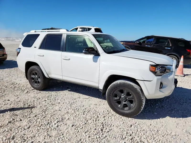 2016 TOYOTA 4RUNNER SR5  