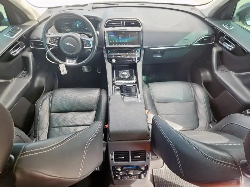2018 JAGUAR F-PACE R - SPORT  