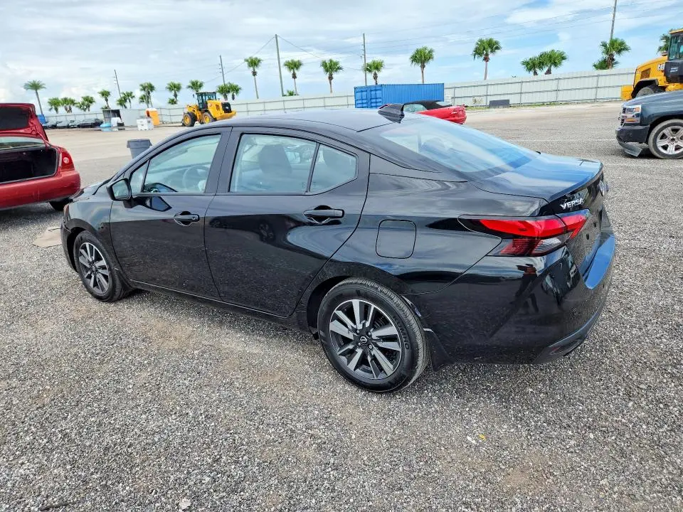 2025 NISSAN VERSA SV  