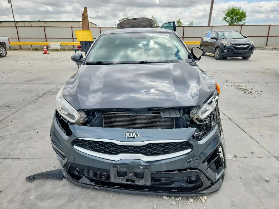 2019 KIA FORTE S  